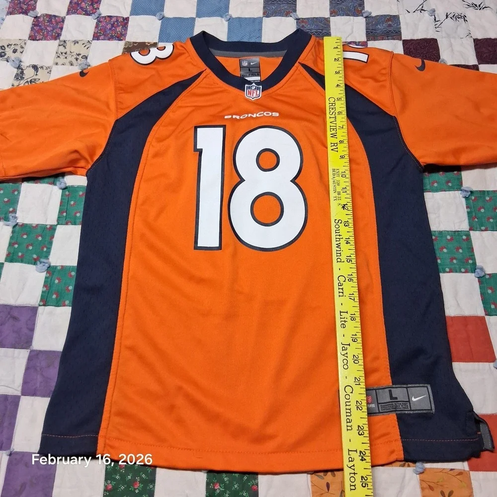 Nike NFL On Field Peyton Manning 18 Denver Broncos Youth Jersey Size Large‎